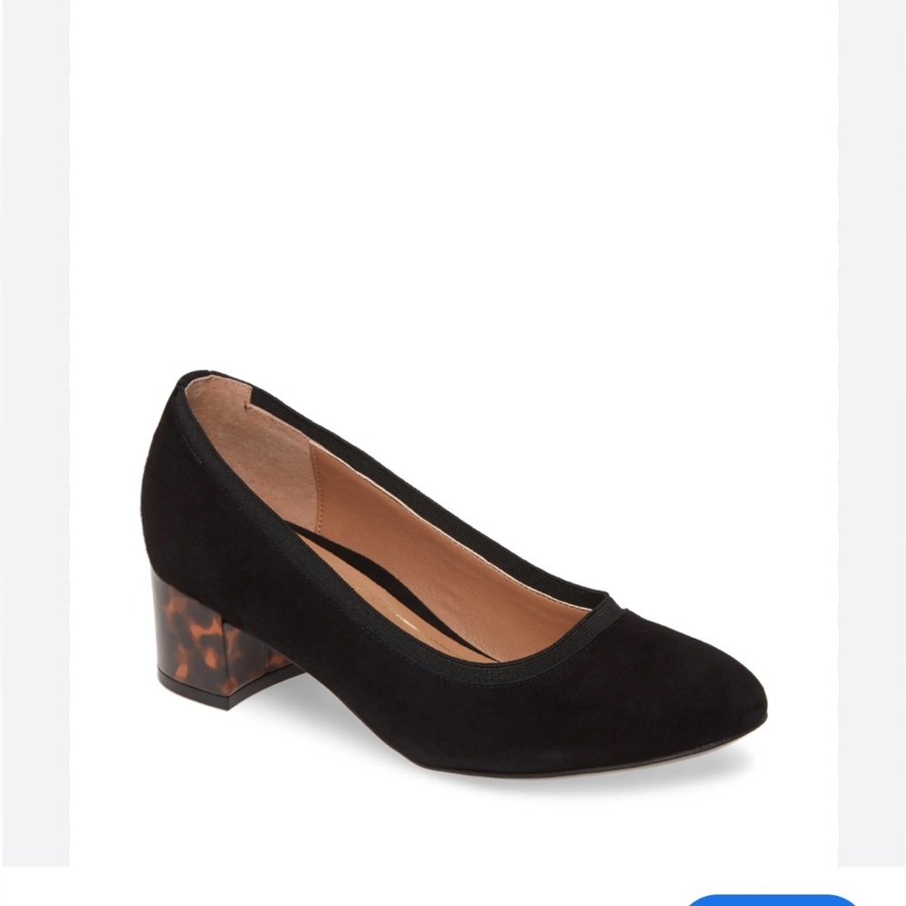 Vionic Black Suede Heels with Tortoise Block Heel